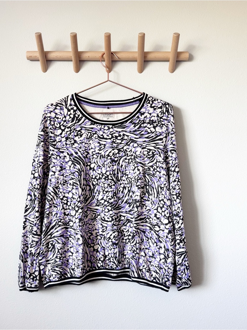 Olsen Lavender Floral-Print Long Sleeve Top